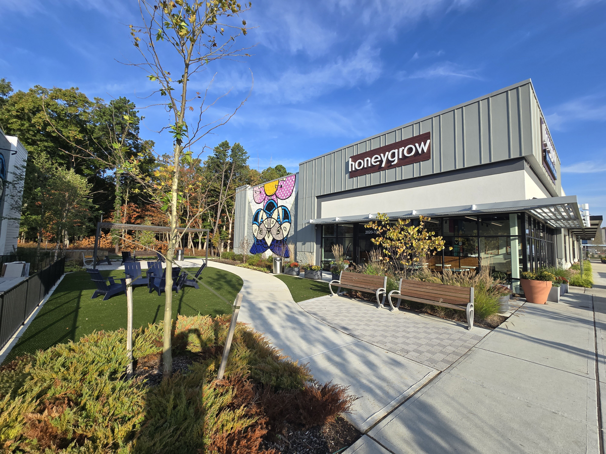 GlenwoodGreen-FreshLook-Mural-C