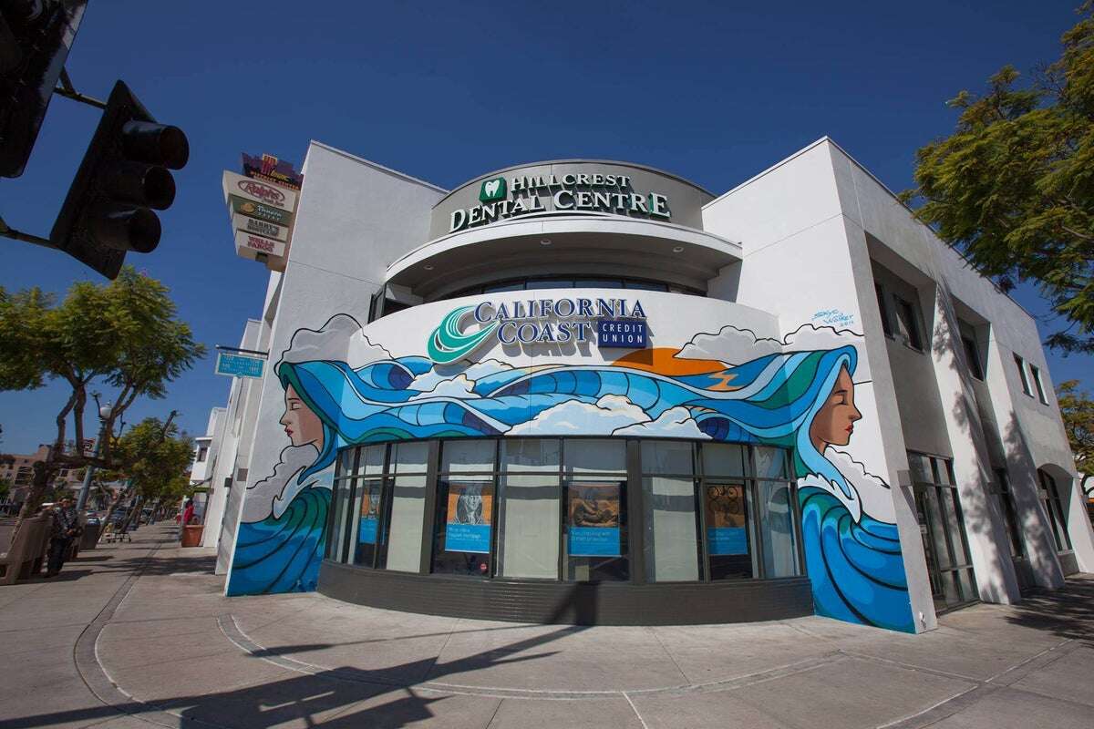 TheHub-FreshLook-Mural-Coastline